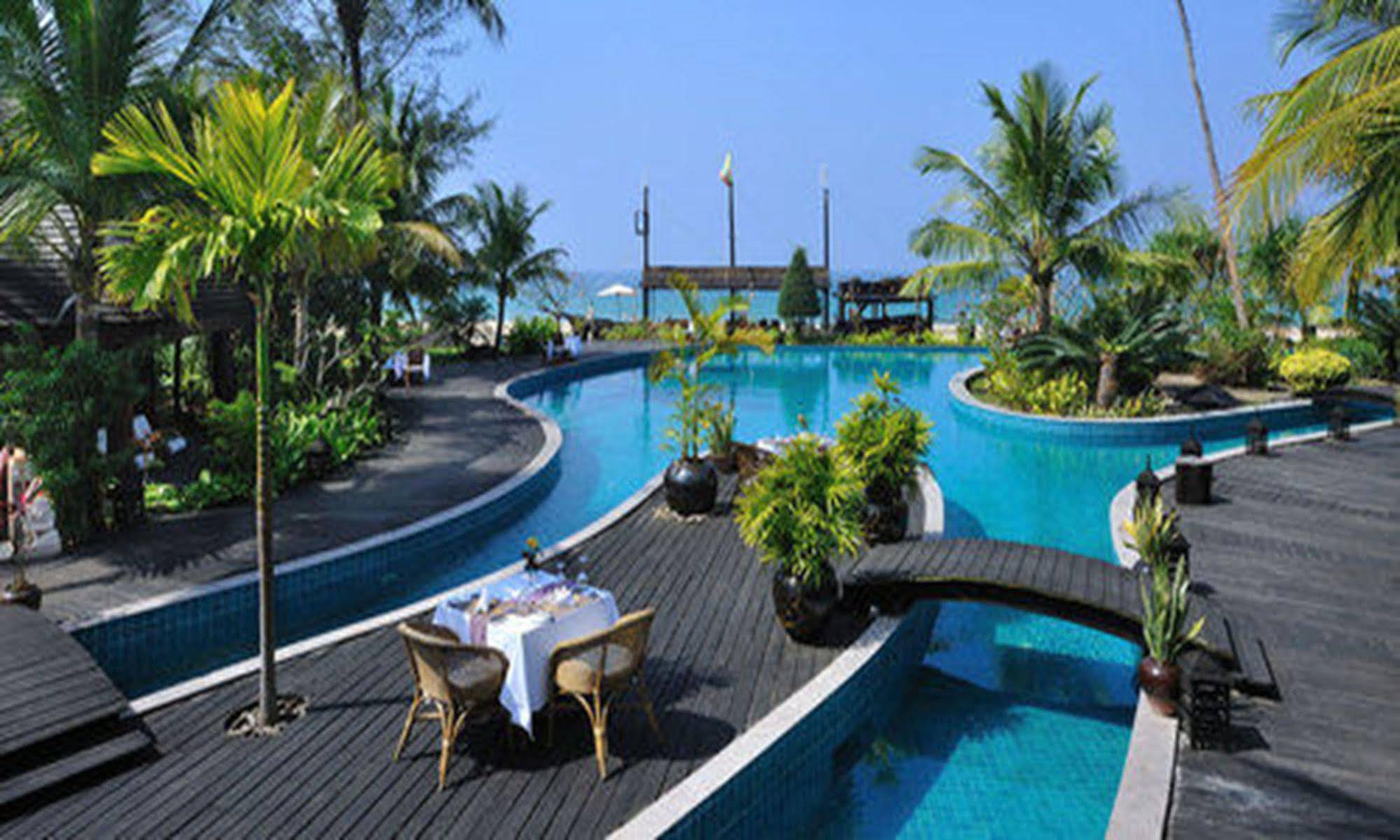 Aureum Palace Ngapali Luaran gambar